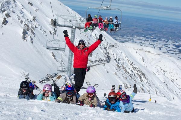  Kids fun at Mt Hutt ski area.