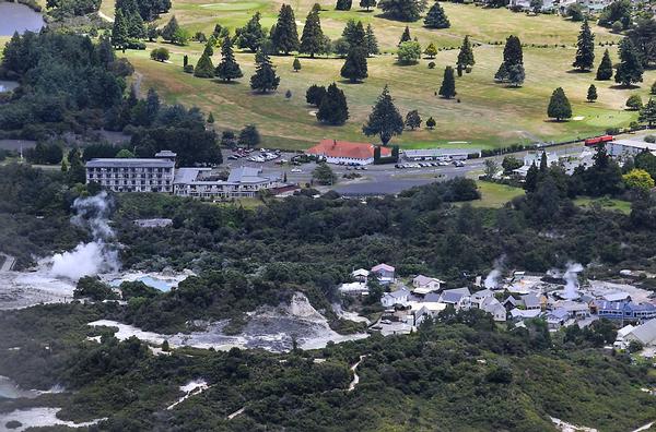 Aerial view of Geyserland Motel in Rotorua