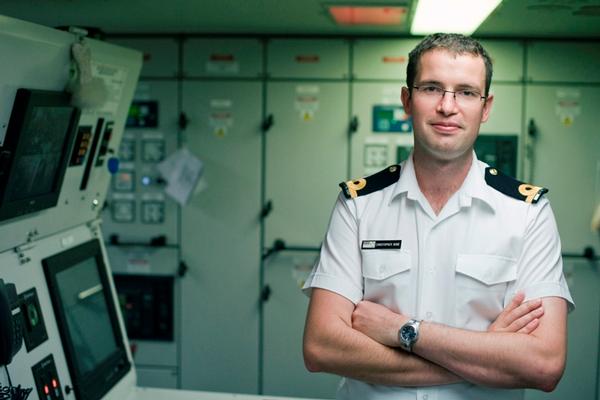 Sub Lieutenant Chris Bone in the Engine Control Room onboard HMNZS WELLINGTON.