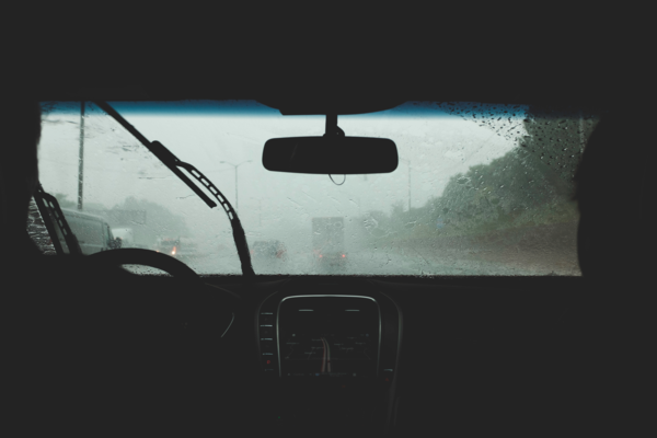 5 tips to stop your car windows from fogging up on winter mornings, from the experts at your local CoolCar Air-Conditioning Centre.