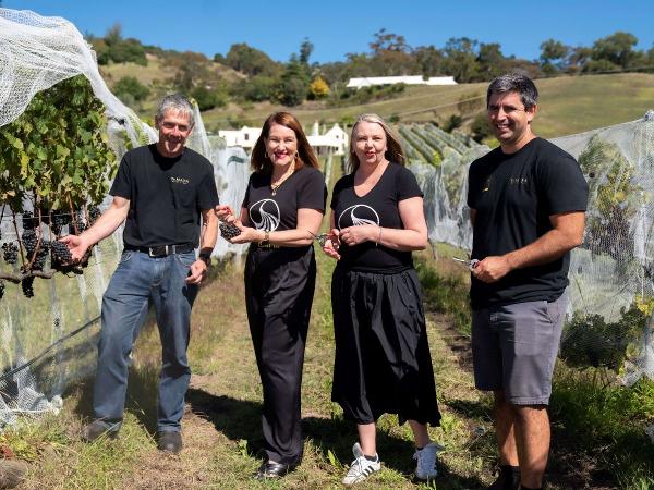 Te Mata Estate's Senior Winemaker Phil Brodie Chief Viticulturist Brenton O'Reily, with Mayor Sandra Hazelhurst and Hawke's Bay Winegrowers Chair Sally Duncan.