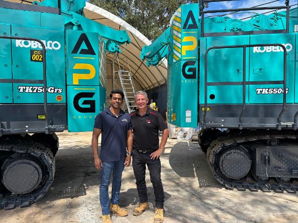 TRT Delivers Two new Kobelco cranes delivered to Australian Piling Group