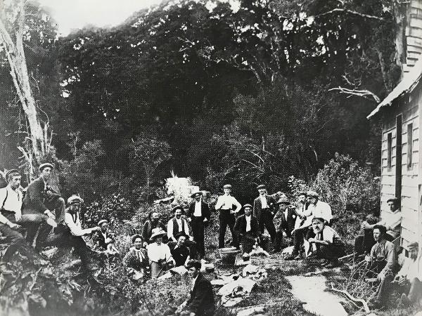 From gold rushes to award-winning wine - the story of Waitiri Creek Wines' place in the history of Central Otago. 