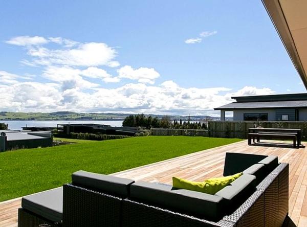 D&D Holiday Homes is the perfect place to stay for your Taupo summer holiday.