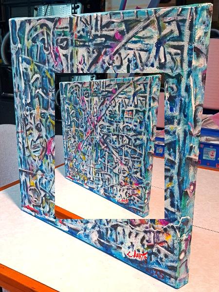 Labyrinth by Leon Aarts