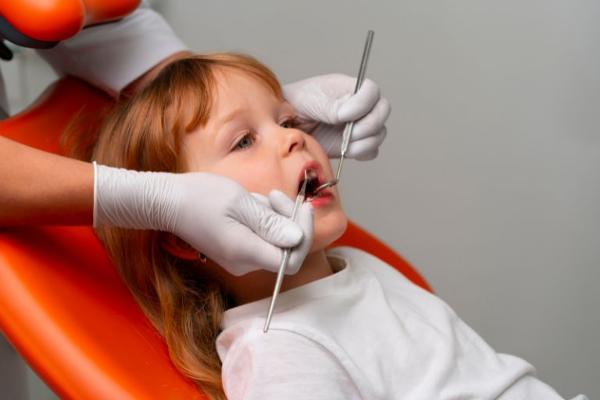 Keep your child's smile healthy from the first tooth.