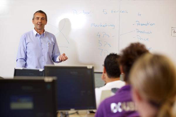 Greg Bold: University of Waikato's Lecturer of the Year, Corporate Executive Education