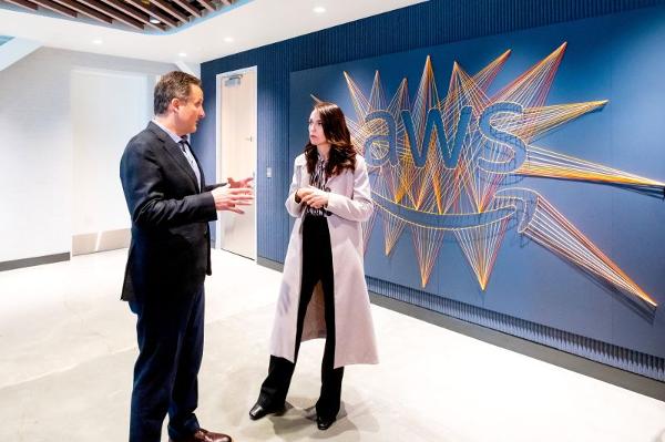 Amazon Web Services chief executive officer, Adam Selipsky, met with New Zealand Prime Minister, Jacinda Ardern, at Amazon's Seattle campus as part of the Prime Minister's US trade visit.
