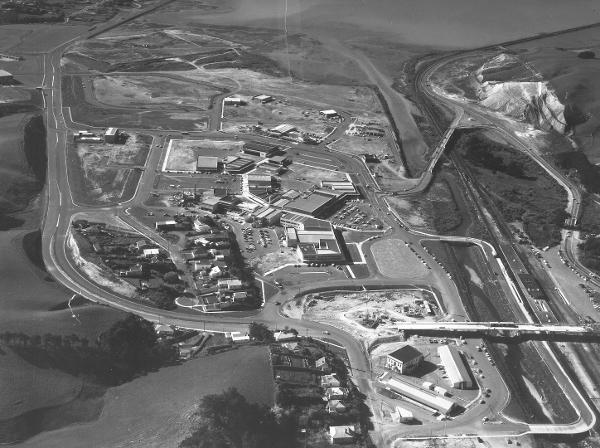 Porirua town centre on 14 October 1965.