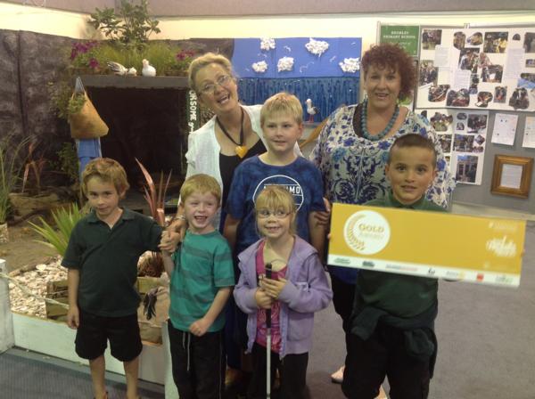 Bromley School - Gold and Children's Award Winners