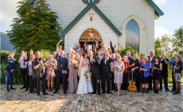 Spring wedding tips from the leading Gails of Tamahere Caf&#233; and Function Venue.