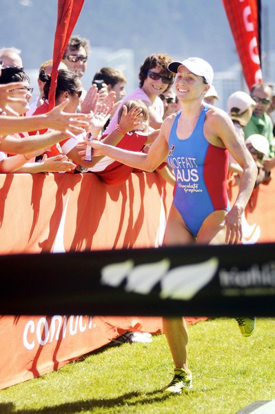 Australian Emma Moffat wins Oceania Tri Champs