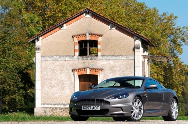 Aston Martin DBS arrives in New Zealand