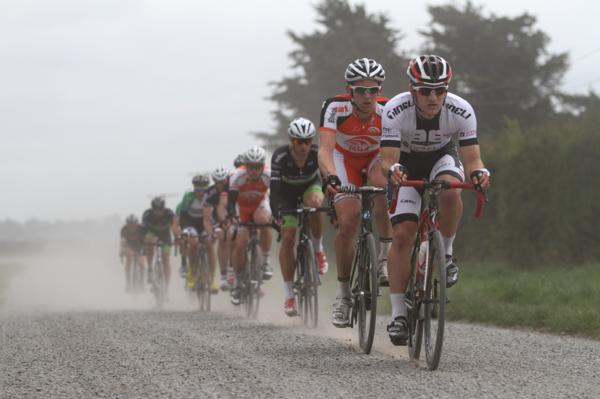 Dylan Kennett followed by Sam Horgan and Marc Ryan lead the charge over the gravel in the 2013 hell of the South 