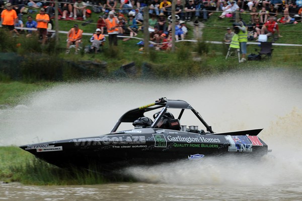Suzuki Super Boat defending champion Richard Burt and Roger Maunder of Palmerston North swept aside the competition at Sunday's opening round of the Jetpro Jetsprint Championship held at Wanganui to take an early lead in the six event series.