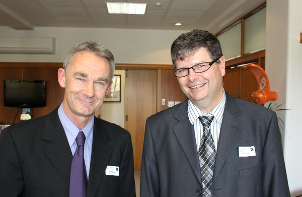 Bright Sparks winner Mike Rathbone (left) with competition organiser Geoff Stuart, Hutt City Council divisional manager regulatory services.