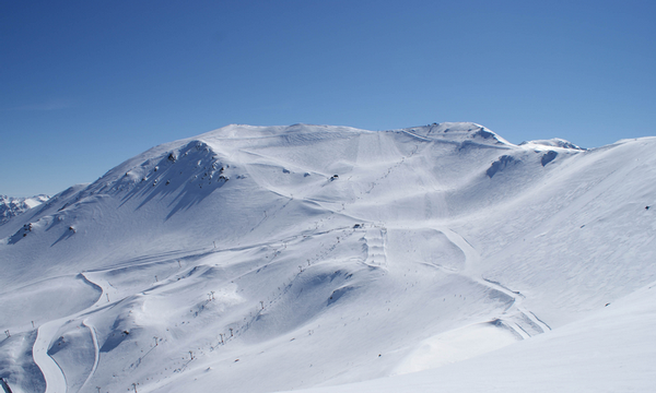 Skiers and snowboarders can buy half price day passes to enjoy Mt Hutt snow. 