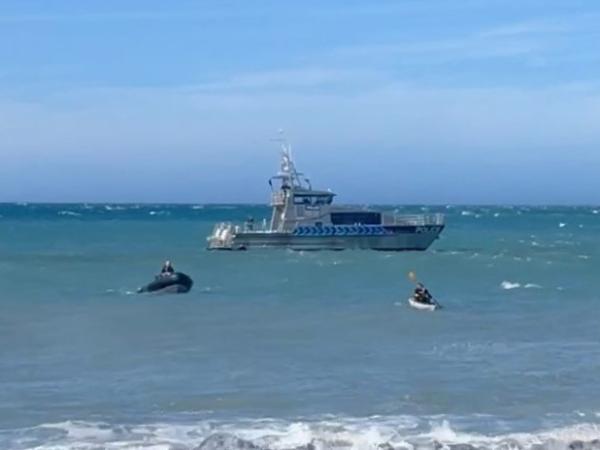 Kayaker returns to shore with assistance from Police launch Lady Elizabeth IV and RHIB