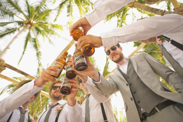 Make your wedding party perfect! A guide for who's who in your wedding.