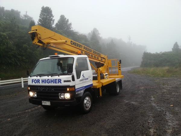Cherry Pickers in Tauranga