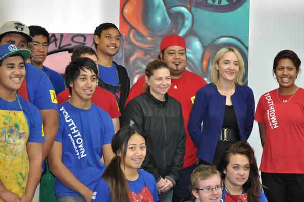 Minister of Youth Affairs, Nikki Kaye visits Youthtown and meets Youth Squad members