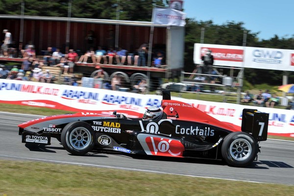 Wanganui's Earl Bamber raced to second in the afternoon Toyota Racing Series race held at Invercargill's Teretonga circuit.