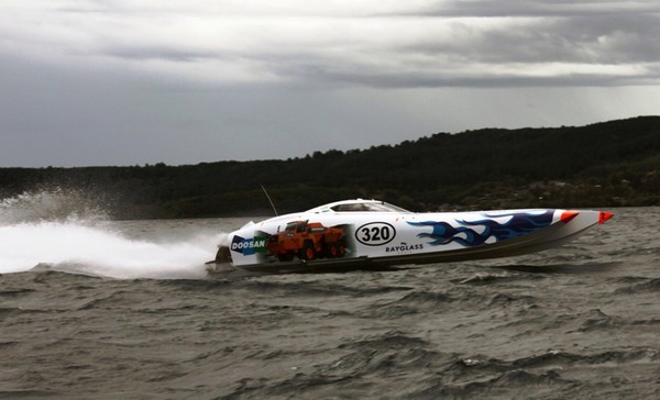 'Doosan' won the Taupo 100 mile race in 2010 and went on to win the season. She will race again to defend her Taupo title