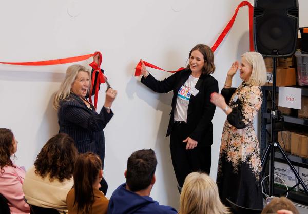Deputy Mayor Pauline Cotter, Board Chair Jane Jackman and CEO Joy Reid officially opening the One Mother to Another dedicated building and volunteer hub.