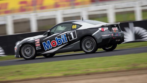 Ashley Blewett moves into the Toyota Finance 86 Championship lead
