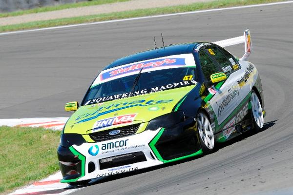 Two-time NZV8 champion John McIntyre powers into grid position three for NZV8s at Manfeild