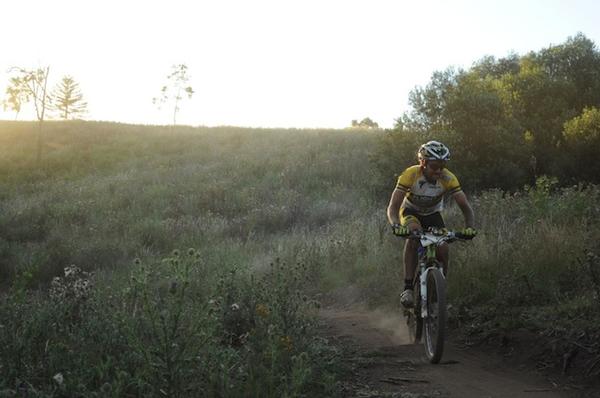 Jason English out on the JetBlack 24 Hour morning lap at The Australian Botanic Garden, Mount Annan in 2011.