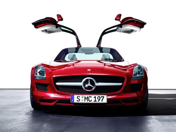 Mercedes Benz SLS 2011