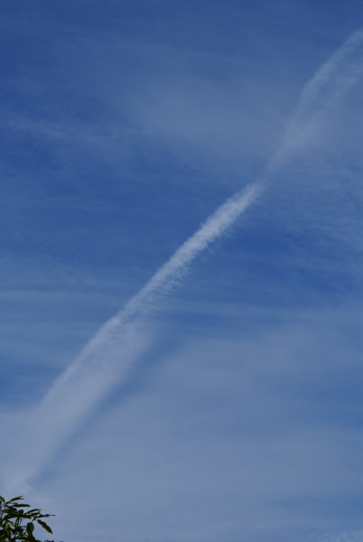 Chemtrail Over Whangarei on March the 2nd