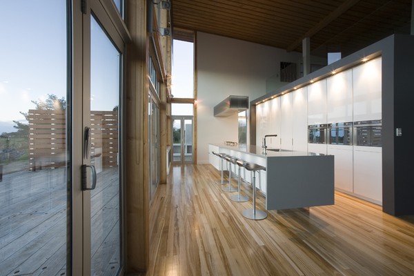 Taranaki Inspiration Wins NKBA Best Kitchen Award for 2008 ...  New Plymouth designer Glen Johns winning design that won him the National  Kitchen & Bathroom Association (NKBA) supreme award, presented at the  annual ...