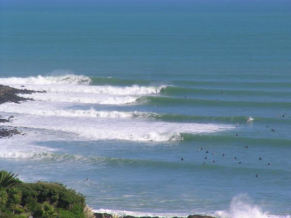 The line up at Raglan on Saturday morning