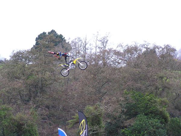 Josh Thomson riding in the Suzuki Extreme Air at Field Days