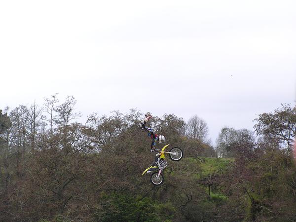 Josh Thomson riding in the Suzuki Extreme Air at Field Days