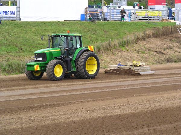 Tractor Pull, Field Days 2011