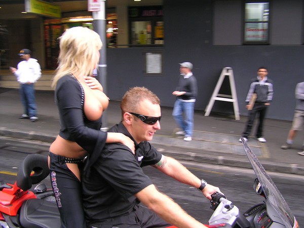 Boobs on Bikes 2009