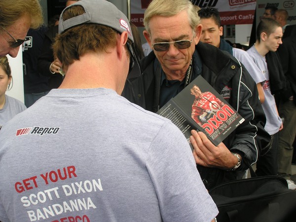 Scott Dixon with fans