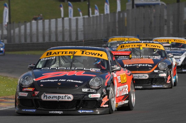 Second in the early stages of the 2009/10 Battery Town Porsche GT3 Cup Challenge, Triple X Motorsport driver Daniel Gaunt in the #3 Placemakers/Hampsta Porsche 997 trails team-mate Craig Baird heading in to this weekend's second round.  