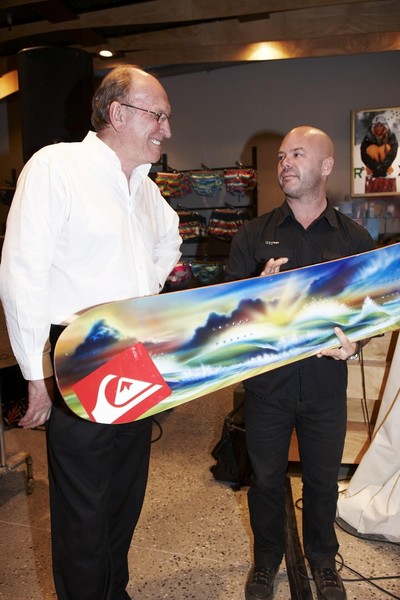Quiksilver brand director Garry Wall presenting a delighted Mr Geddes with the 