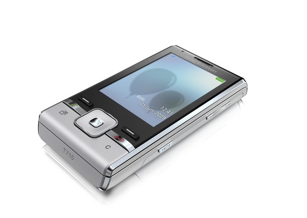 The Sony Ericsson T715 BoxClosed GalaxySilver