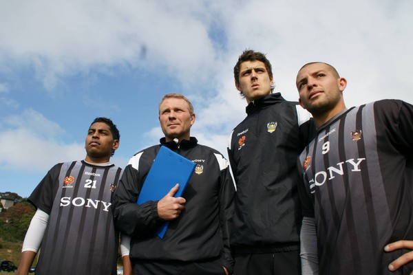 Roy Krishna, Phoenix head coach Ricki Herbert, Reece Crowther and Luis Corrales