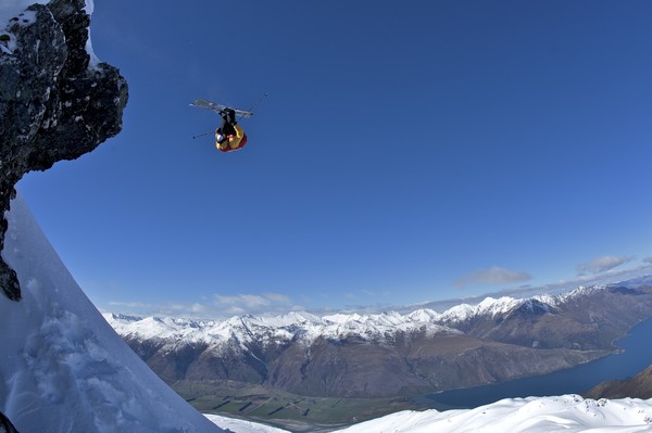 Andrea Berchtold front somersaulting on the Freeride Day of the World Heli Challenge