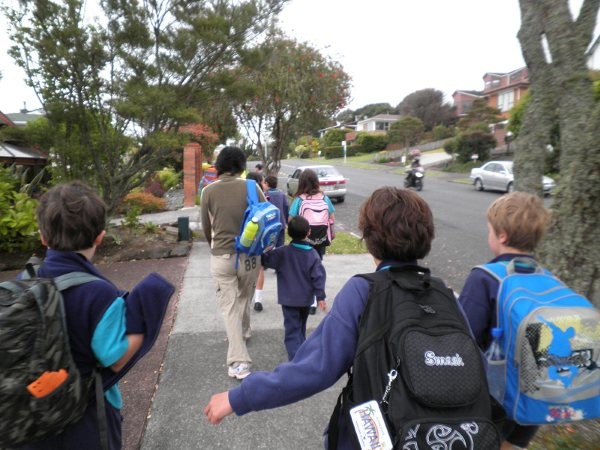 Students carpool without a car on the way to Chelsea Primary School