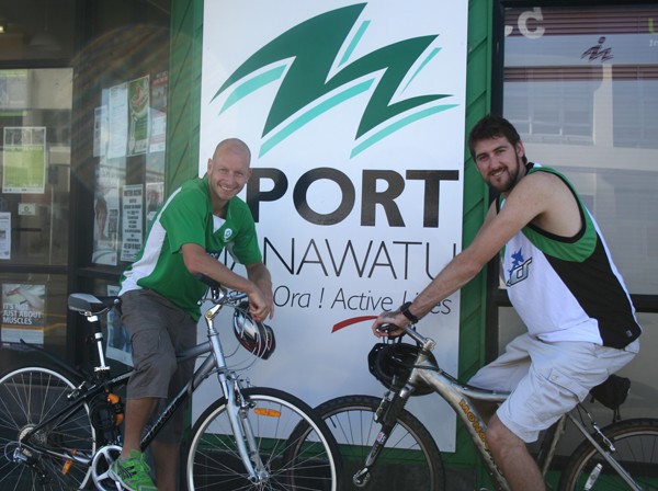 YoungHeart Manawatu captain, Ian Robinson and Manawatu Jets player Ben Valentine 