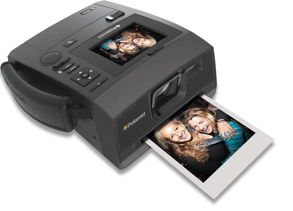 The Polaroid Z340 Merges Digital Photography with Instant Printing