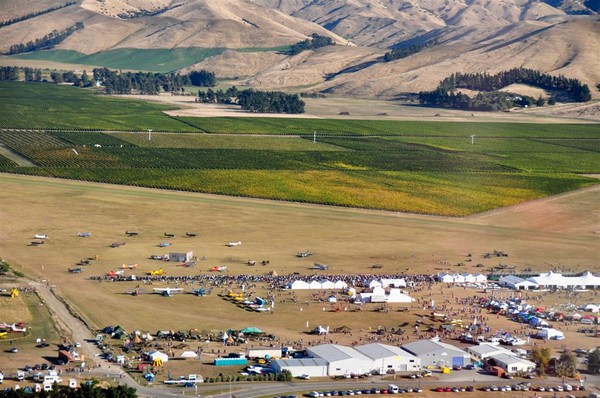 When departing Wairau the Westpac Rescue Helicopter was given permission to do a fly past of the crowds viewing the airshow at Omaka Airfield. 