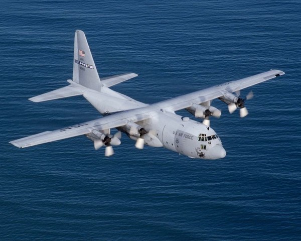 USAF C-130E in flight.